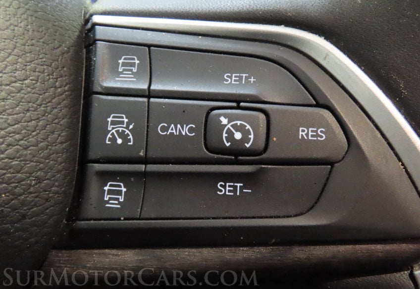 2023 Jeep Grand Cherokee Limited L - Image 35