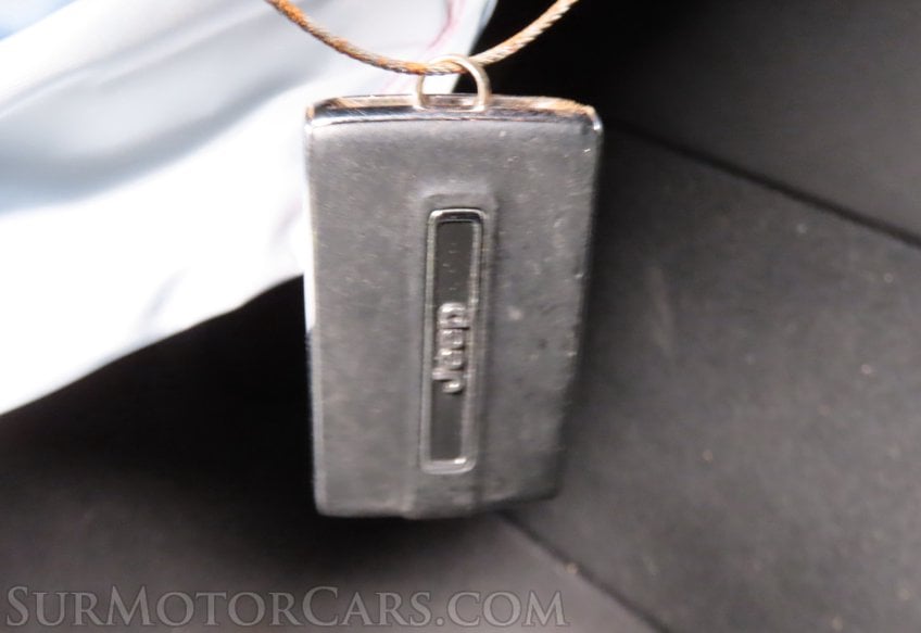 2023 Jeep Grand Cherokee Limited L - Image 42