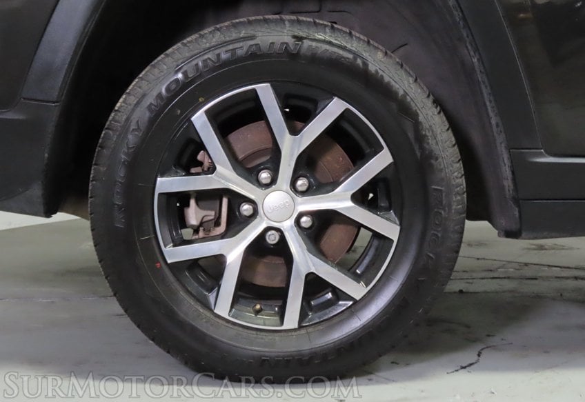 2023 Jeep Grand Cherokee Limited L - Image 50