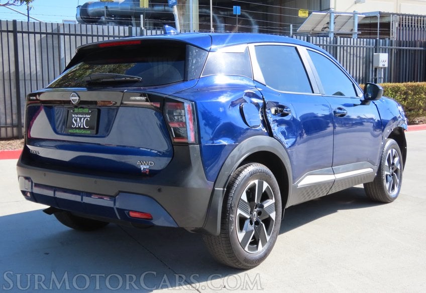 2025 Nissan Kicks SV AWD - Image 7