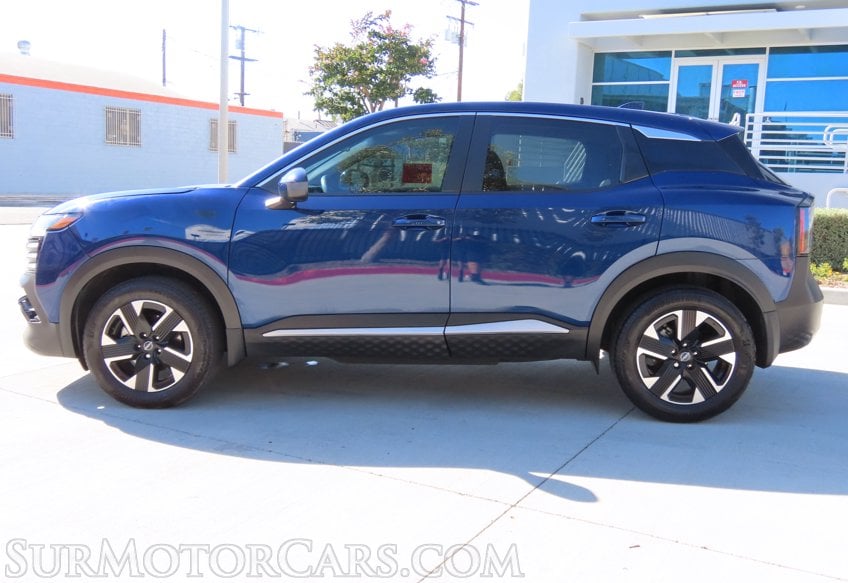 2025 Nissan Kicks SV AWD - Image 12