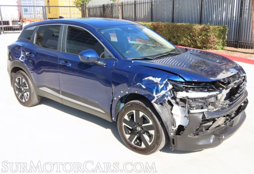 2025 Nissan Kicks SV AWD - Image 2