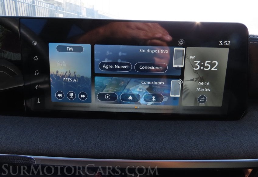2025 Nissan Kicks SV AWD - Image 18