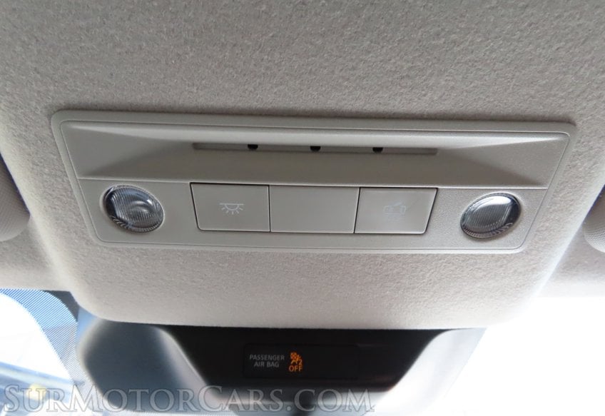 2025 Nissan Kicks SV AWD - Image 13