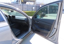 2025 Honda Accord SE - Image 17