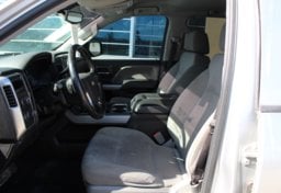 2018 Chevrolet Silverado 1500 4x4 LT - Image 28