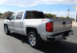 2018 Chevrolet Silverado 1500 4x4 LT - Image 8