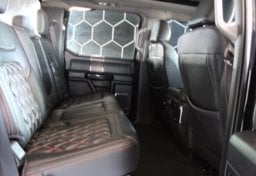 2021 Ford F-250 Super Duty Harley davidson - Image 35