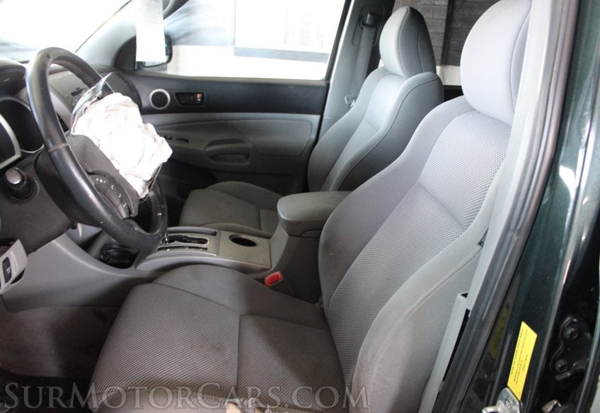 2009 Toyota Tacoma - Image 30