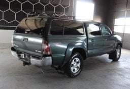 2009 Toyota Tacoma - Image 5