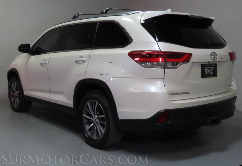 2019 Toyota Highlander XLE - Image 10