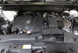 2019 Toyota Highlander XLE - Image 41