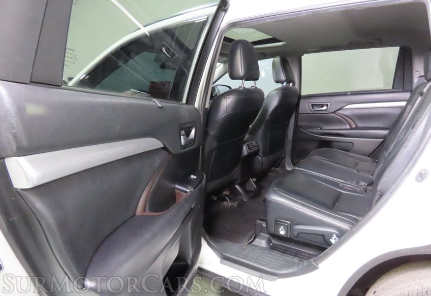 2019 Toyota Highlander XLE - Image 26