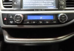 2019 Toyota Highlander XLE - Image 56