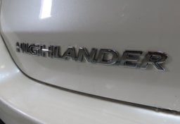 2019 Toyota Highlander XLE - Image 21