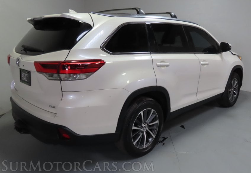 2019 Toyota Highlander XLE - Image 7