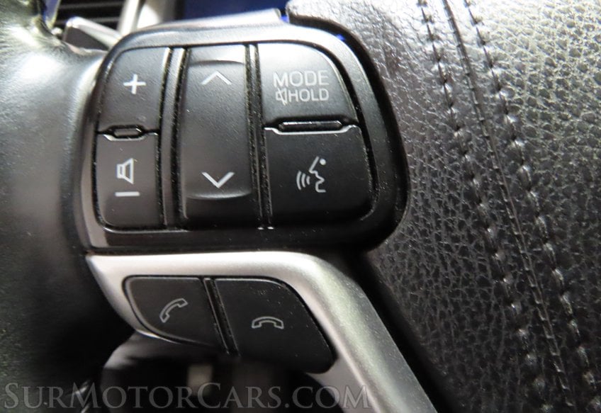 2019 Toyota Highlander XLE - Image 17