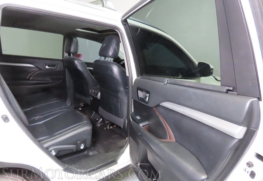 2019 Toyota Highlander XLE - Image 47