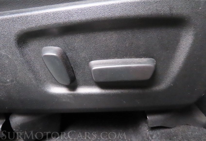 2019 Toyota Highlander XLE - Image 48