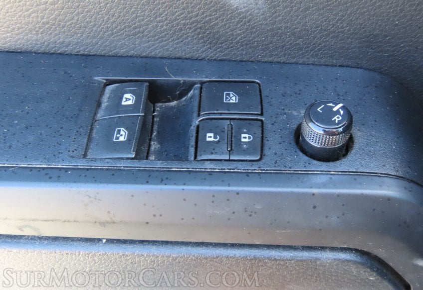 2019 Toyota Tacoma SR - Image 31