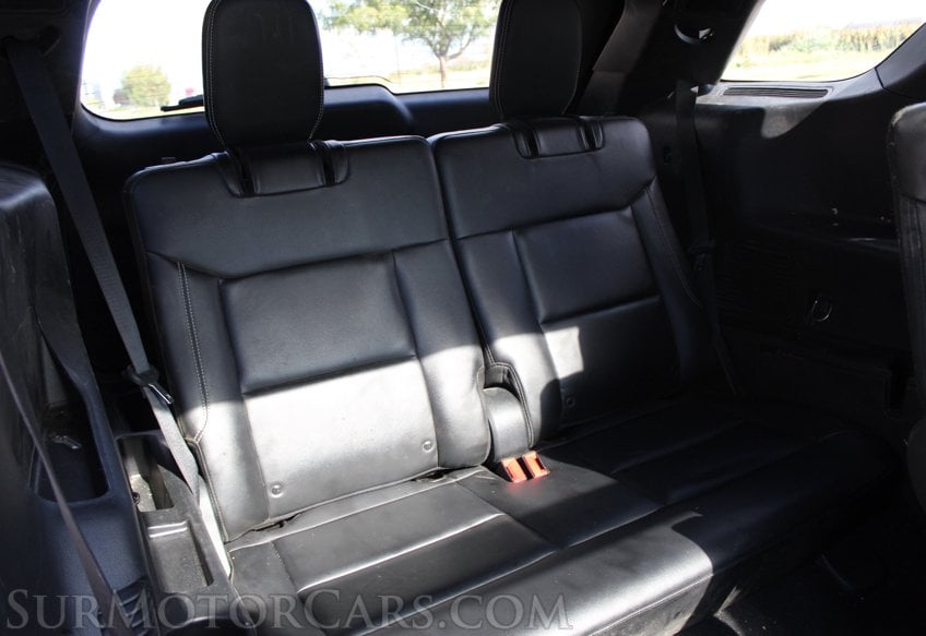 2022 Ford Explorer ST - Image 34