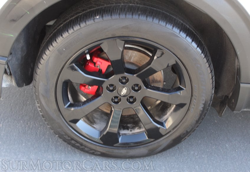 2022 Ford Explorer ST - Image 26