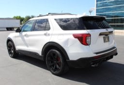 2022 Ford Explorer ST - Image 6
