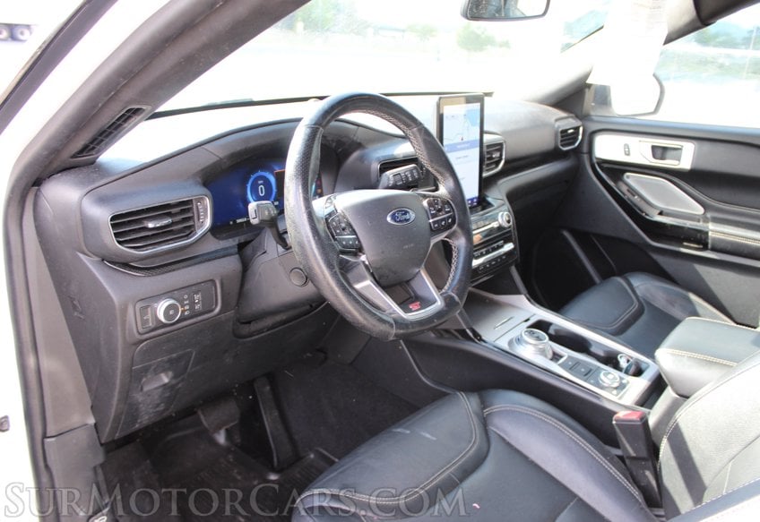 2022 Ford Explorer ST - Image 40