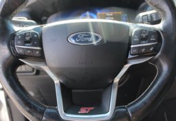 2022 Ford Explorer ST - Image 42