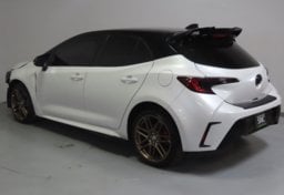 2025 Toyota Corolla Hatchback Nightshade - Image 8