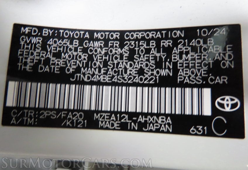 2025 Toyota Corolla Hatchback Nightshade - Image 24