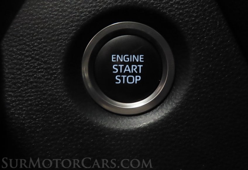 2025 Toyota Corolla Hatchback Nightshade - Image 21