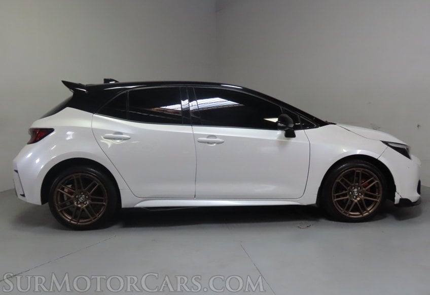 2025 Toyota Corolla Hatchback Nightshade - Image 5