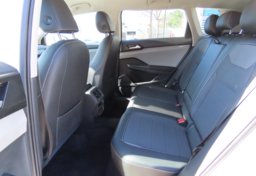 2023 Volkswagen Taos SE - Image 28