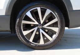 2023 Volkswagen Taos SE - Image 45