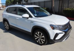 2023 Volkswagen Taos SE - Image 1