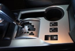 2017 Toyota 4Runner - Image 27