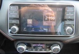 2022 Nissan Versa SR - Image 39