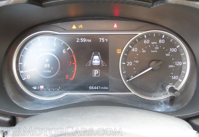 2022 Nissan Versa SR - Image 35