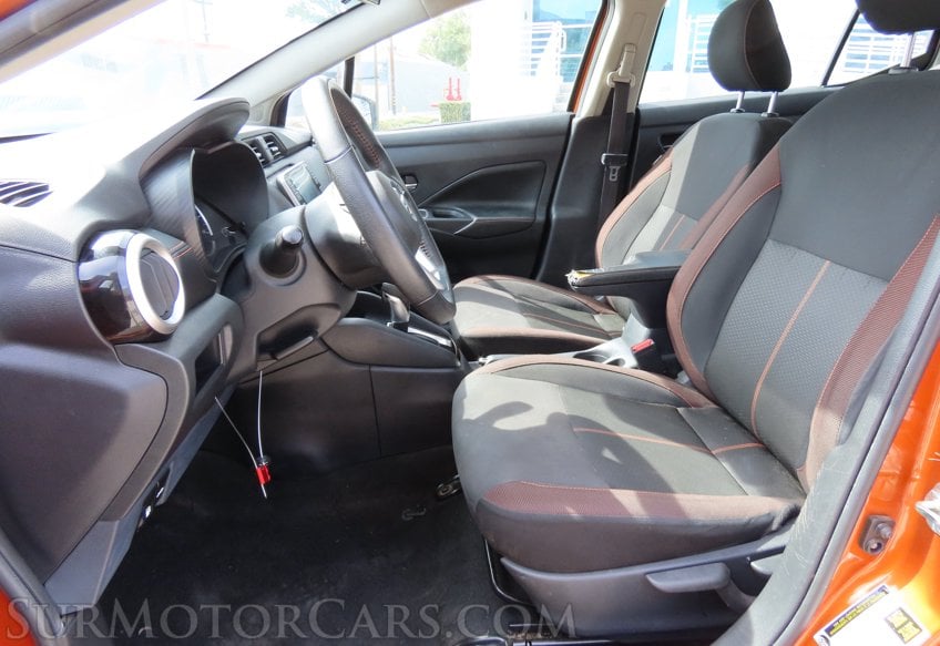 2022 Nissan Versa SR - Image 28