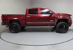 2017 Chevrolet Silverado 1500 High Country - Image 5