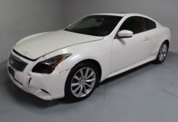 2015 Infiniti Q60 Coupe Journey - Image 1