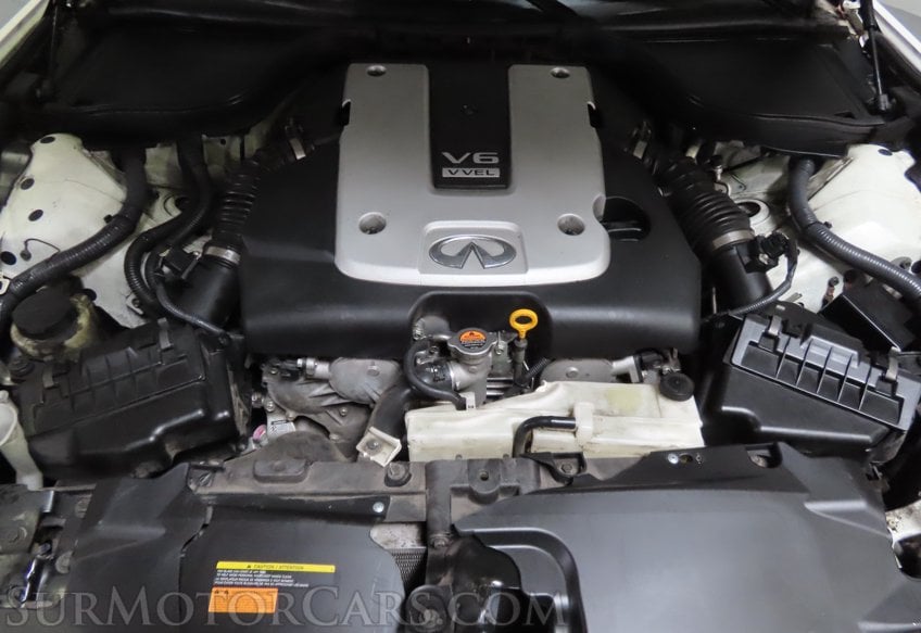 2015 Infiniti Q60 Coupe Journey - Image 45