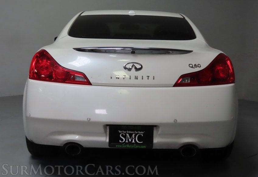 2015 Infiniti Q60 Coupe Journey - Image 11