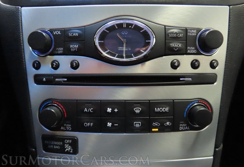 2015 Infiniti Q60 Coupe Journey - Image 30