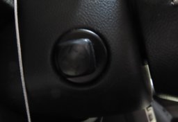 2015 Infiniti Q60 Coupe Journey - Image 42