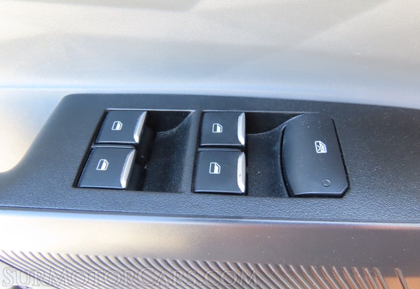2025 Ford Maverick Hybrid XL - Image 31