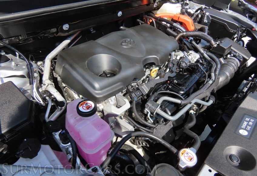 2025 Toyota RAV4 Hybrid XLE - Image 36