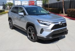 2025 Toyota RAV4 Hybrid XLE - Image 1