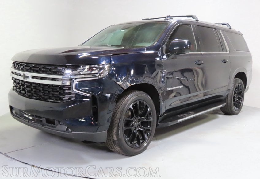 2023 Chevrolet Suburban LS - Image 3